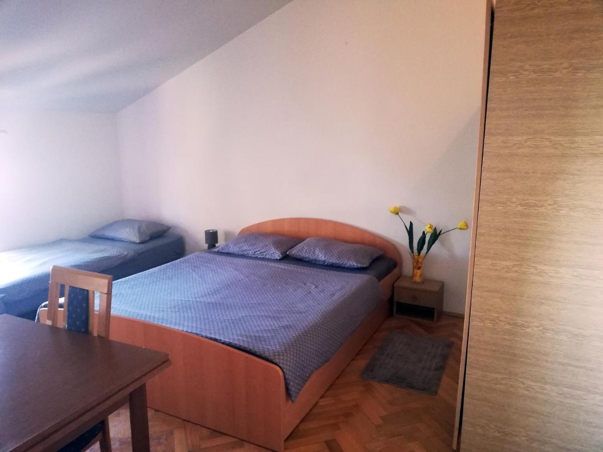Danyja Apartments Sveti Filip i Jakov Eksteriør billede