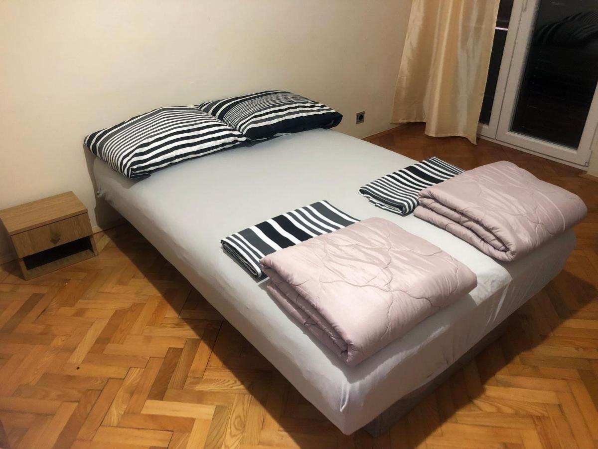 Danyja Apartments Sveti Filip i Jakov Eksteriør billede