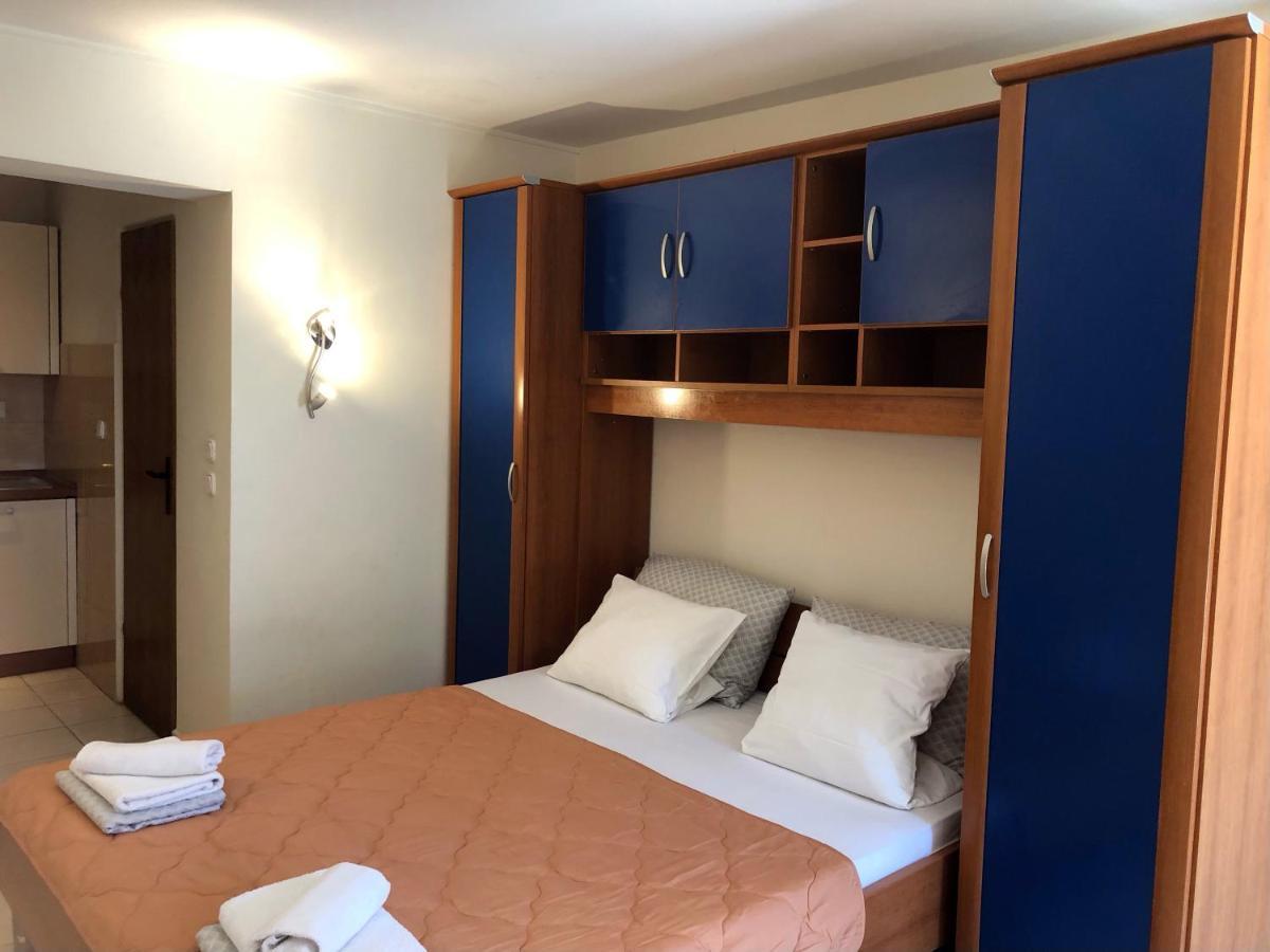 Danyja Apartments Sveti Filip i Jakov Eksteriør billede