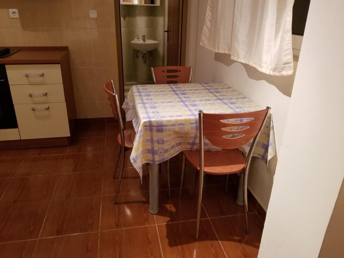 Danyja Apartments Sveti Filip i Jakov Eksteriør billede