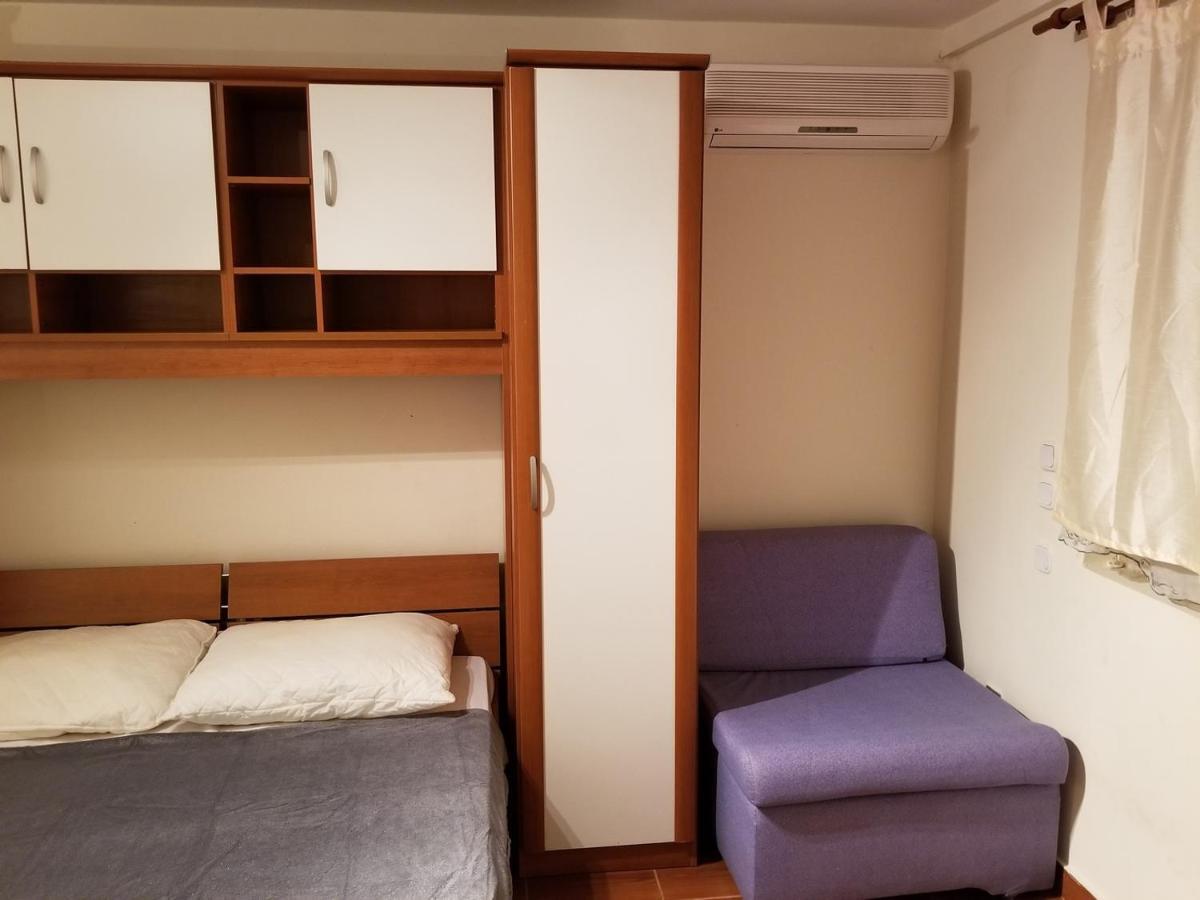 Danyja Apartments Sveti Filip i Jakov Eksteriør billede